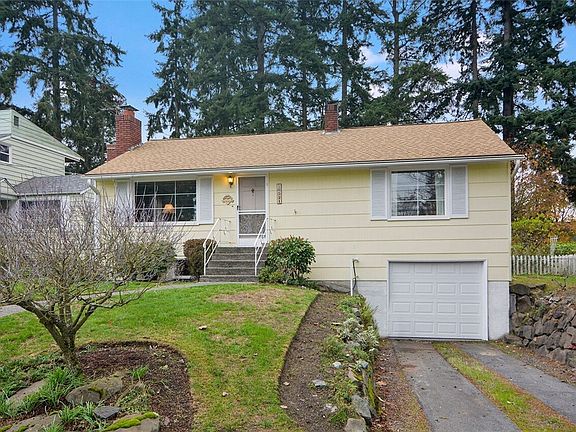 2nd image of 16521 Fremont Ave N