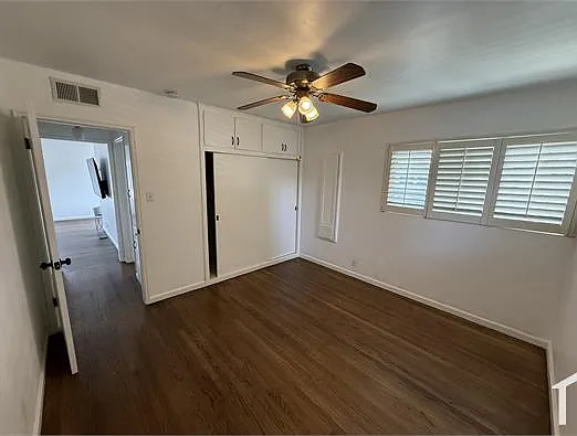 1049 E 3rd St #2 — Photo 9