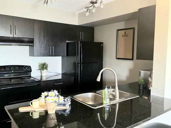 5370 Chappelle Rd SW #310, Edmonton, AB T6W 3L5