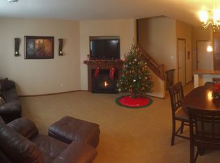 3307 Hazel Trl UNIT D, Woodbury, MN 55129