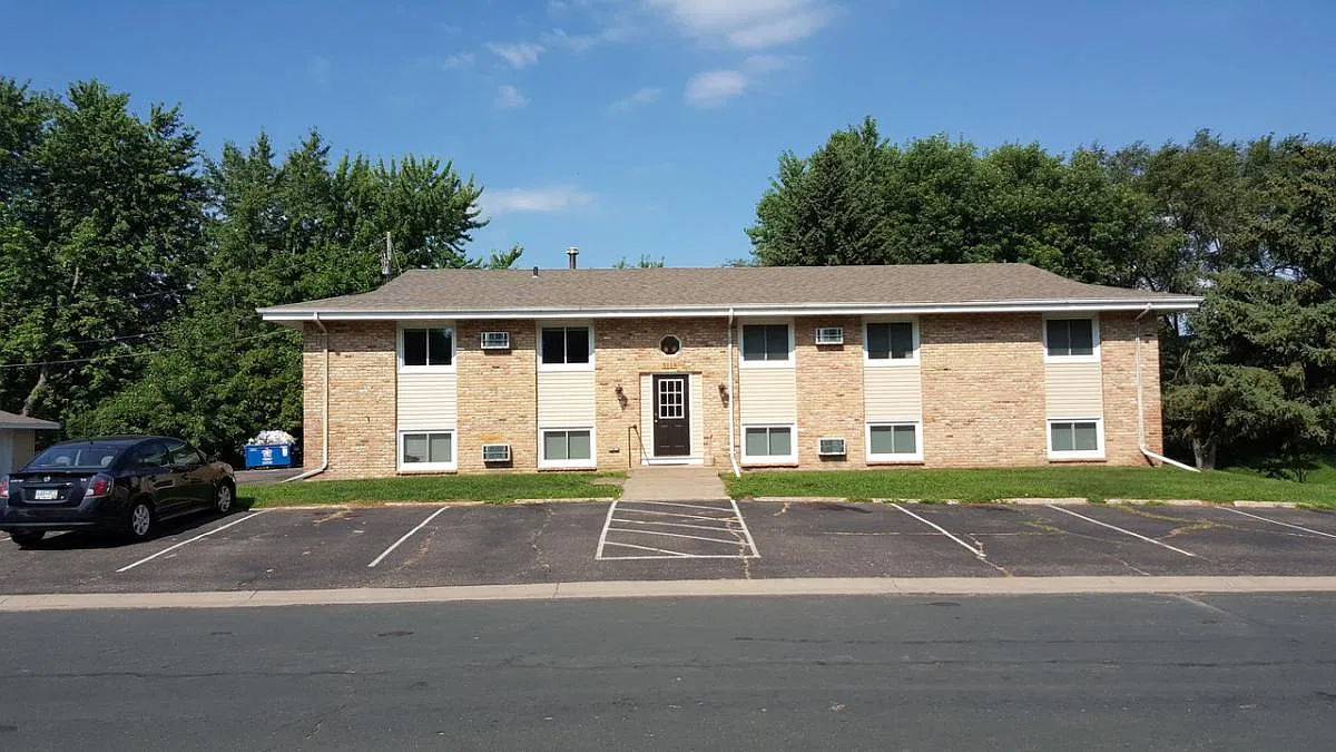 Memorial Trail Apartments — Photo 2