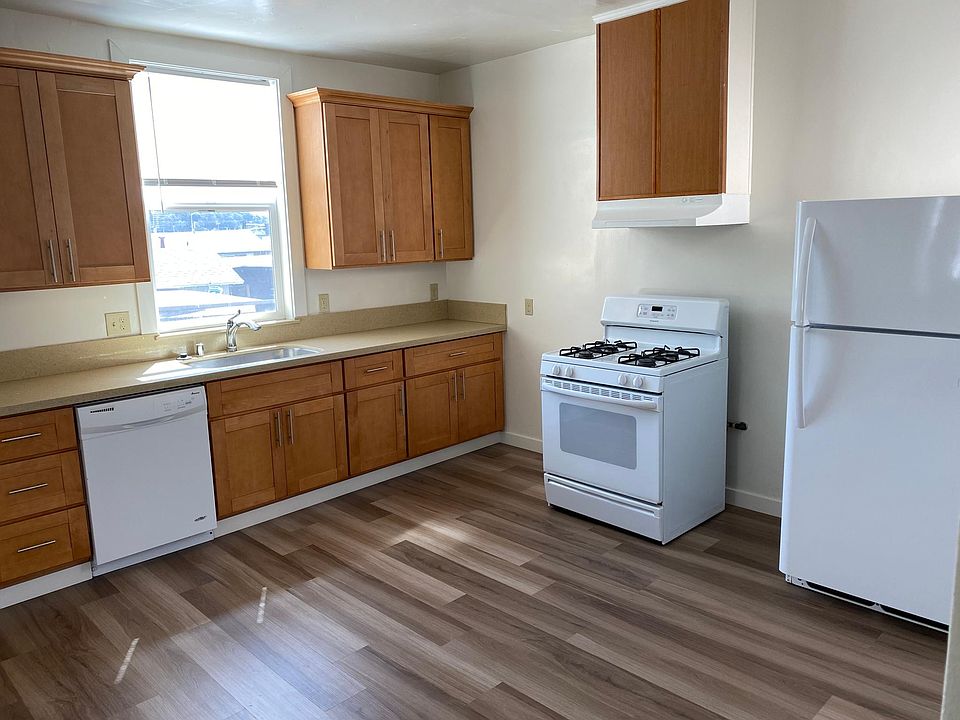 1st image of 410 South St