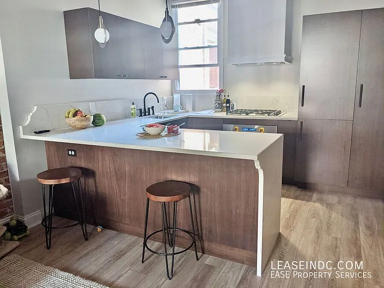 1626 Monroe St NW #1 — Photo 7