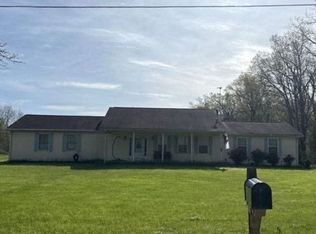 28975 Sherwood Rd, Belleville, MI 48111