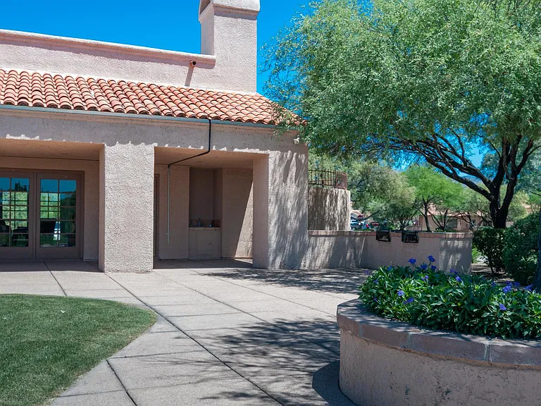 recreation center guest / reception room and a BBQ area
