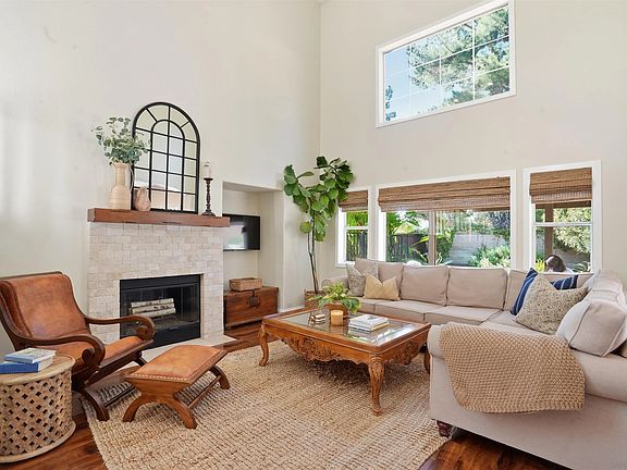 2nd image of 32836 Caserta Dr