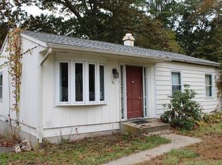 40 Pine Tree Ln, Pembroke, MA 02359