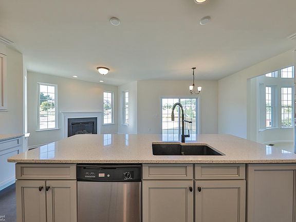 3rd image of 4 Creek View Ct #35P2PR
