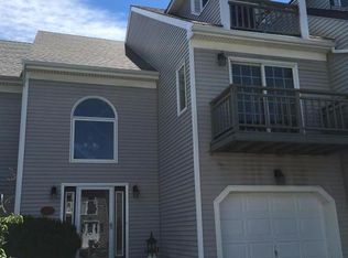 131 Marina Bay Ct, Highlands, NJ 07732