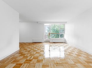 165 Cosburn Ave #315, Toronto, ON M4J 2L3