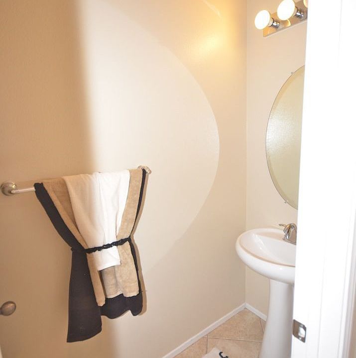 1st image of 31884 Honeysuckle Cir
