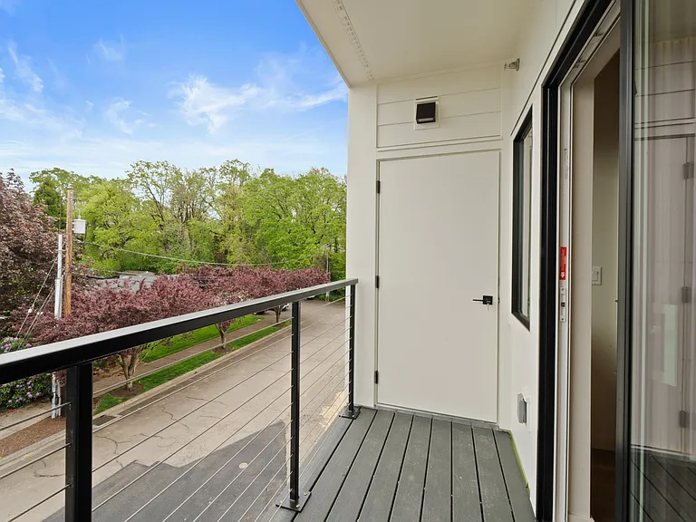 7044 SW Gonzaga St #203 — Photo 8