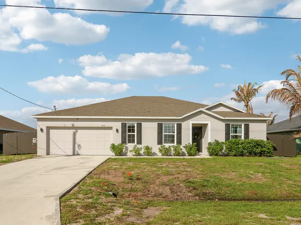 1892 SW Monterrey Lane, Port St Lucie, FL 34953