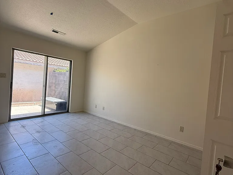 W Canyon View Dr — Photo 9