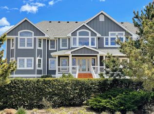 1083 Lighthouse Dr, Corolla, NC 27927