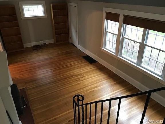 4th image of 98 McKinley Ave
