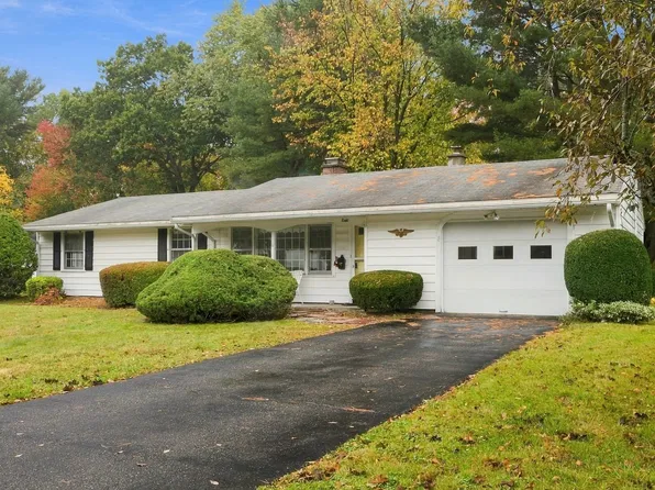 8 Trinity St, Danvers, MA 01923