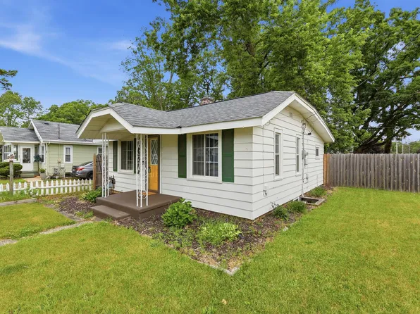 137 Holly St SW, Wyoming, MI 49548