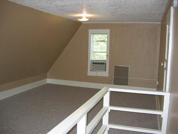 Upstairs bedroom