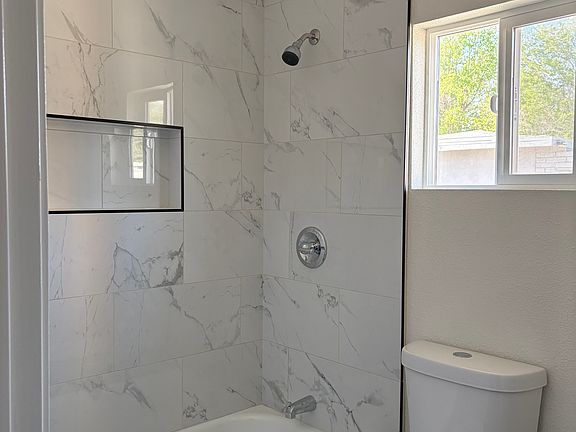 3rd image of 1211 W Jackman St #101