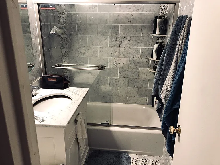 321 E 48th St #6D — Photo 9