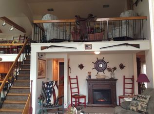 33 Lines Ave, Hopatcong, NJ 07843