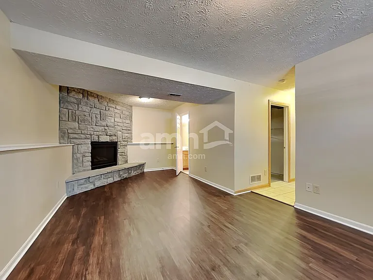 2565 Chateaugay Ct — Photo 8
