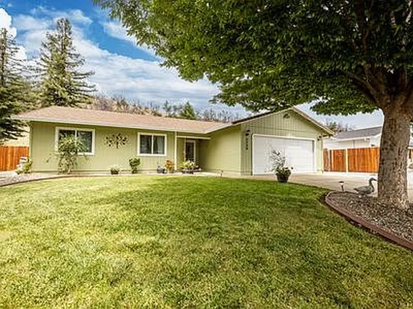 3234 Harlan Dr, Redding, CA 96003