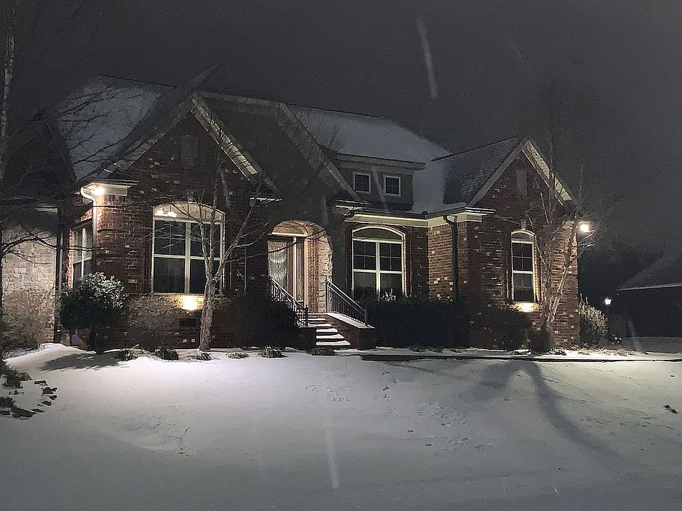 2nd image of 2025 Stonebrook Cir