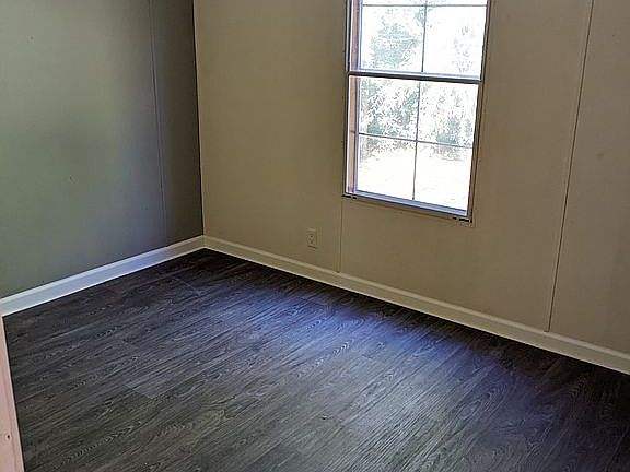 3rd image of 4005 Jones Street Ext