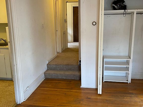 4th image of 203 N State St #3