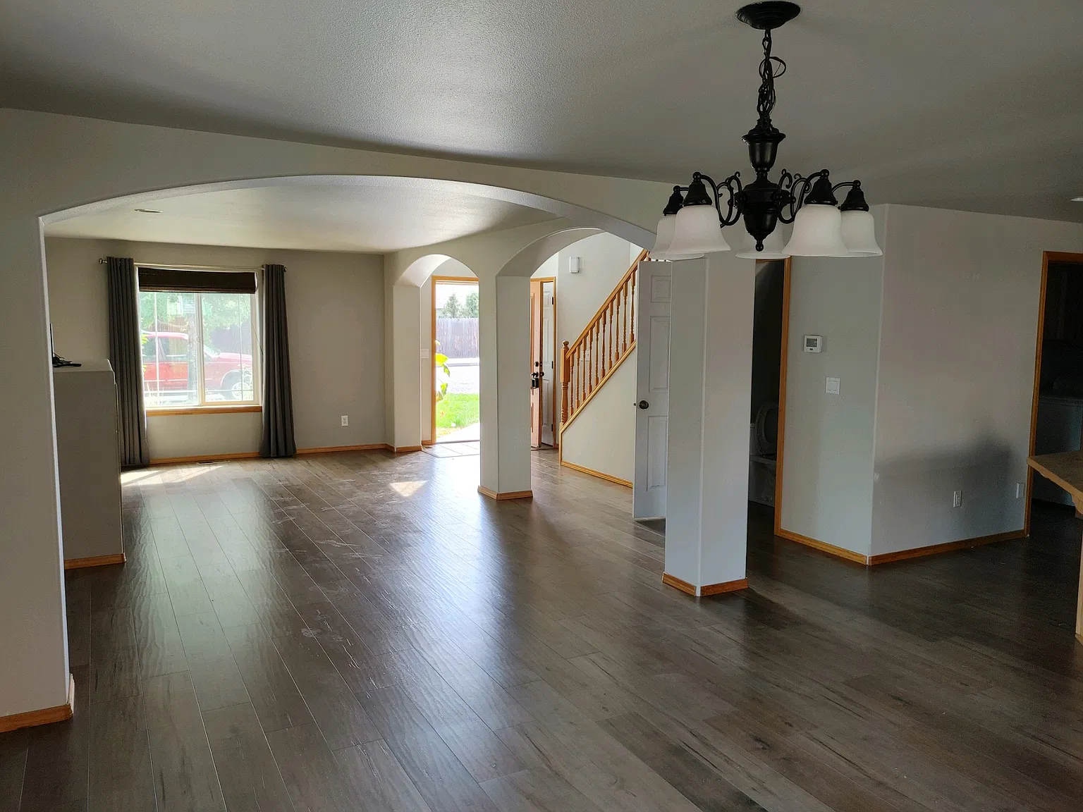 4 bed, 2255 sqft, $3,000 — Photo 4
