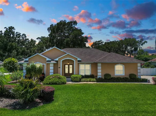 318 Hamilton Shores Dr NE, Winter Haven, FL 33881