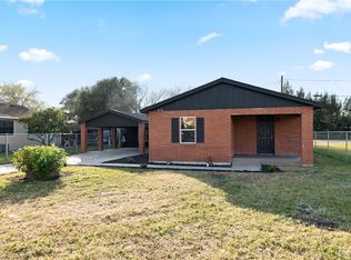 212 N Main St, La Feria, TX 78559