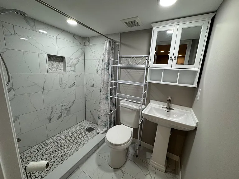 4002 Franklin Ct — Photo 11