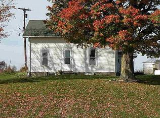 9484 Kinneville Rd, Eaton Rapids, MI 48827