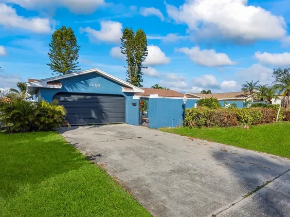 1409 49th Ave NE, Saint Petersburg, FL 33703