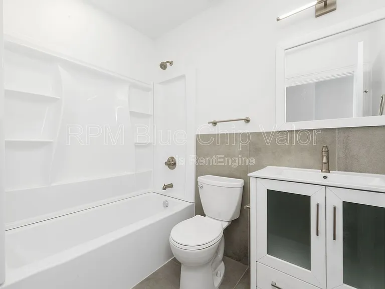 2151 Colerain Ave — Photo 4