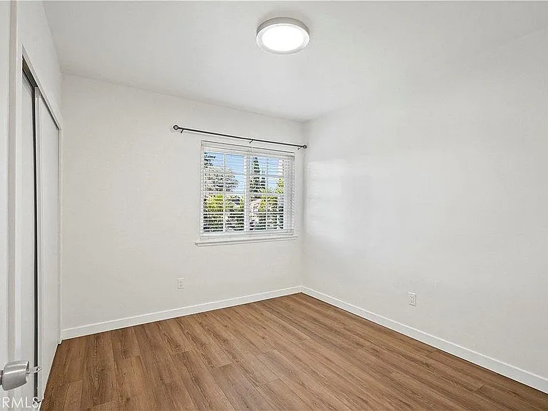 16757 Ludlow St — Photo 10