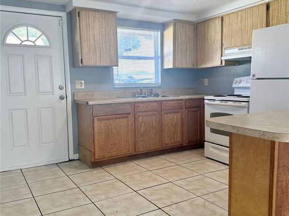 tampa-florida-447599390 picture