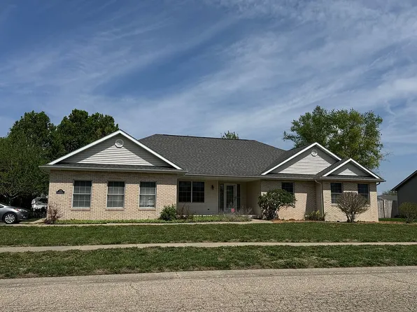 1375 Wyndmoor Dr, Rochester, IL 62563