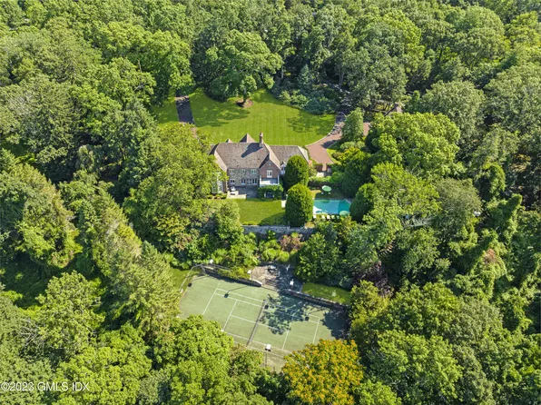 36 Mayfair Ln, Greenwich, CT 06831