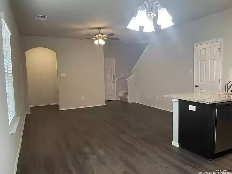 3433 Haylee Grace Pl — Photo 11
