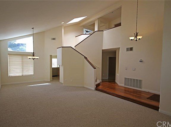 3rd image of 39594 Casandra Ct