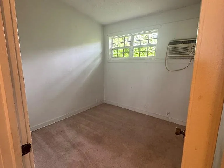 506 Bradwell St — Photo 14
