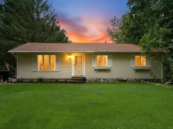13833 Myers Lake Ave NE, Cedar Springs, MI 49319