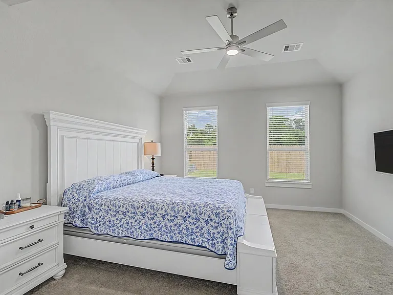 18307 Windy Knoll Way — Photo 14