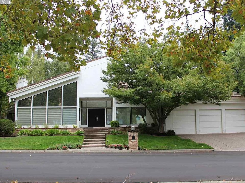 1st image of 1211 Whispering Oaks Dr