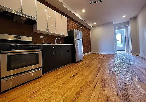 210 Putnam Ave #9 Photo 1