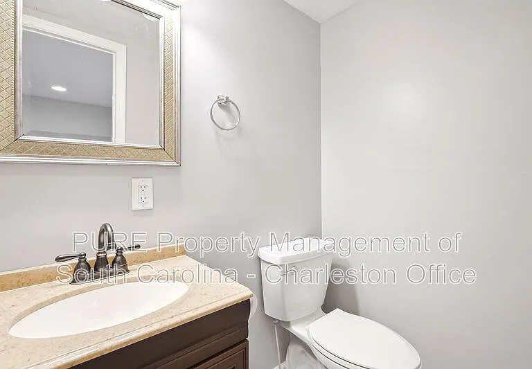 1133 Brody Ave — Photo 18